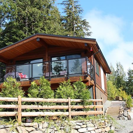 Tilby'S Rainbow Cottage Port Renfrew Esterno foto