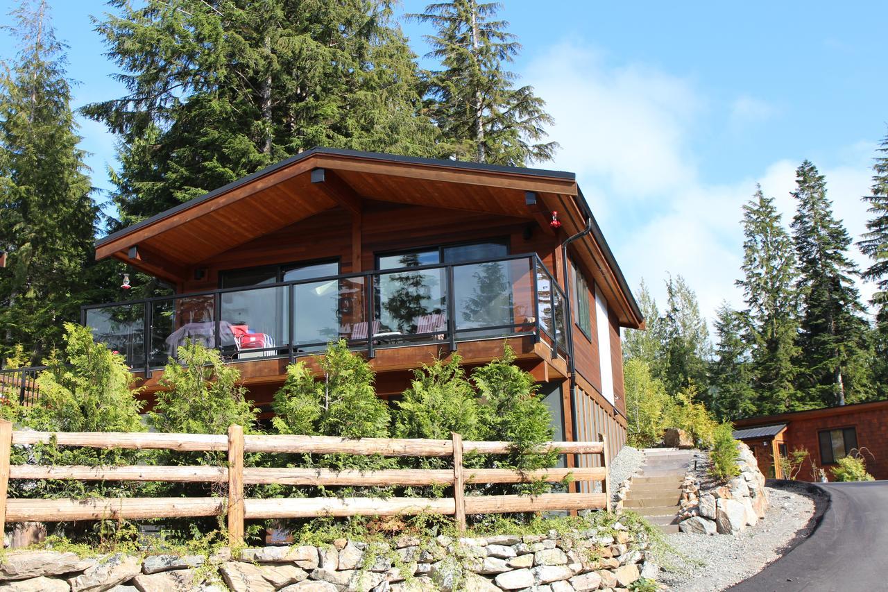 Tilby'S Rainbow Cottage Port Renfrew Esterno foto