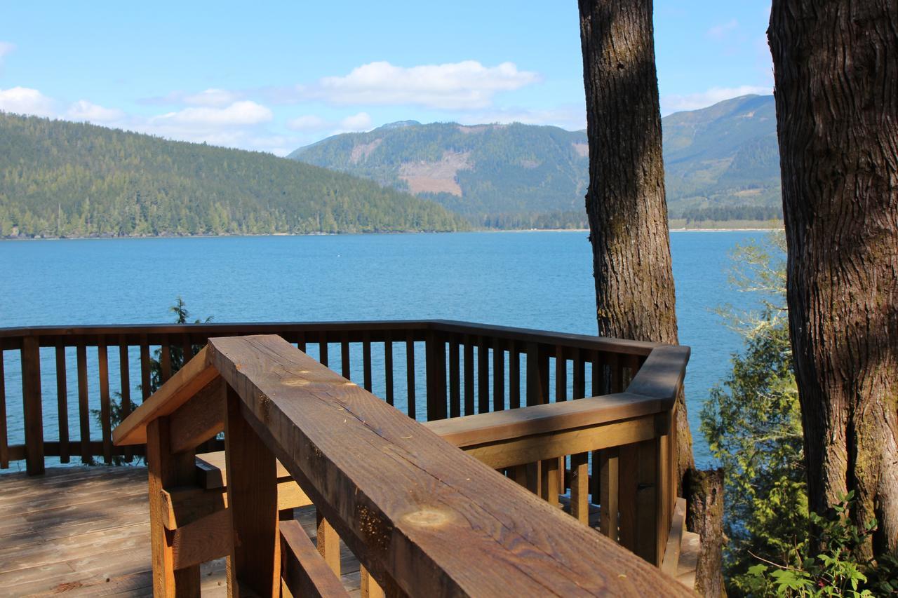 Tilby'S Rainbow Cottage Port Renfrew Esterno foto